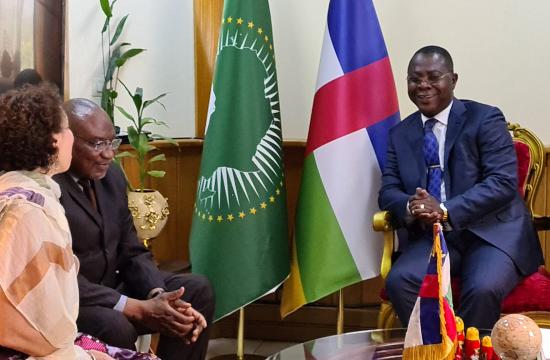 LA RÉFORME DE L'ADMINISTRATION PUBLIQUE AU CENTRE D'ÉCHANGES  ENTRE LE PREMIER MINISTRE ET LA REPRESENTANTE RÉSIDENTE DU PNUD 