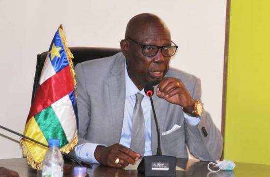 Le Premier Ministre, Chef du Gouvernement SEM  Felix Mploua